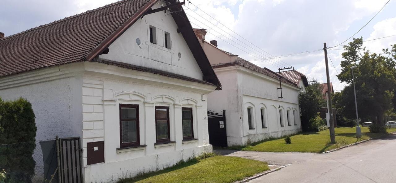 Farma Macas Villa Lázně Bohdaneč Bagian luar foto