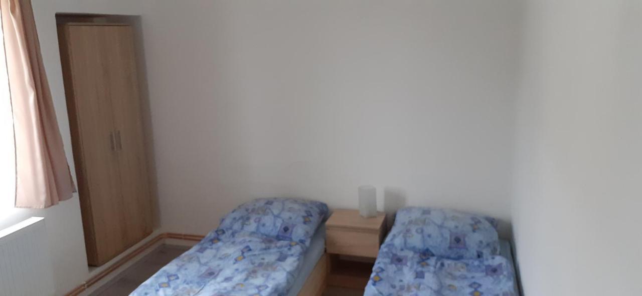 Farma Macas Villa Lázně Bohdaneč Bagian luar foto
